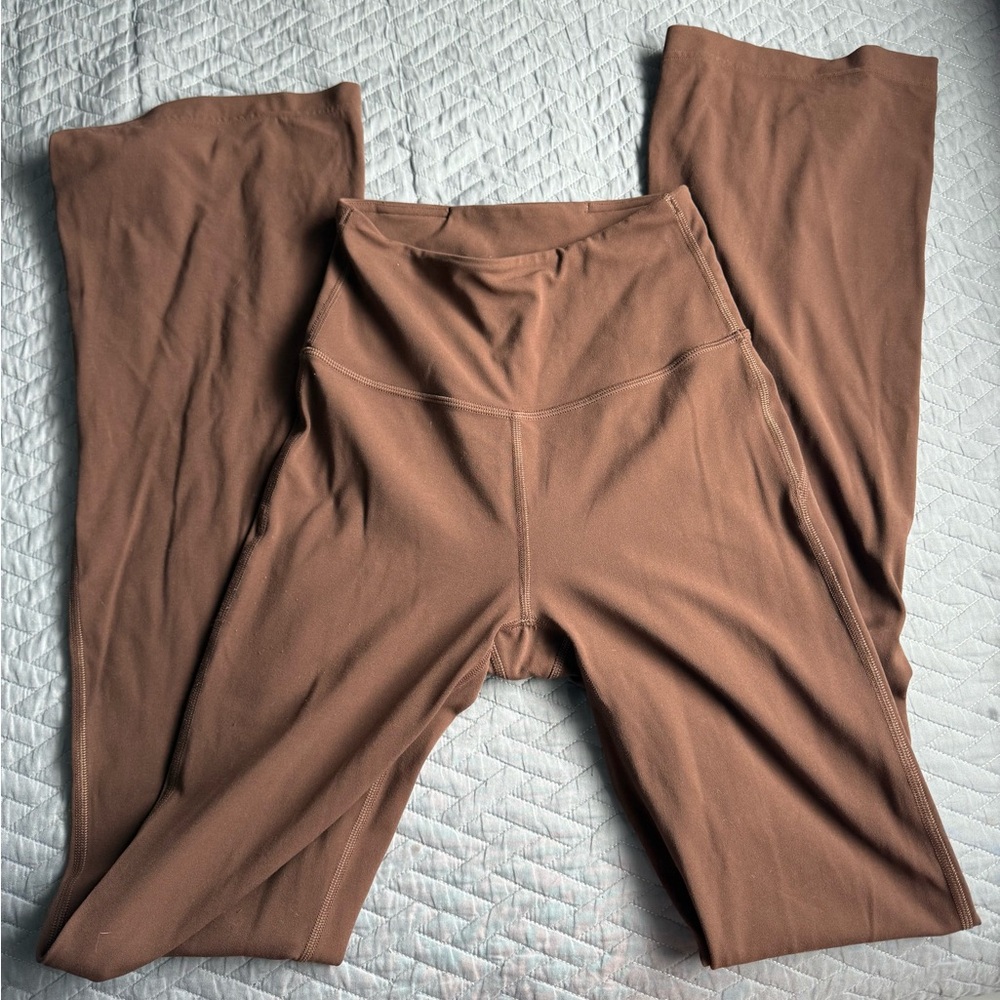 Lululemon Groove Pants in Java